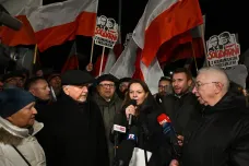 Omilostnění polští politici opustili věznici. „Zločinci na svobodě,“ reaguje Tuskova strana