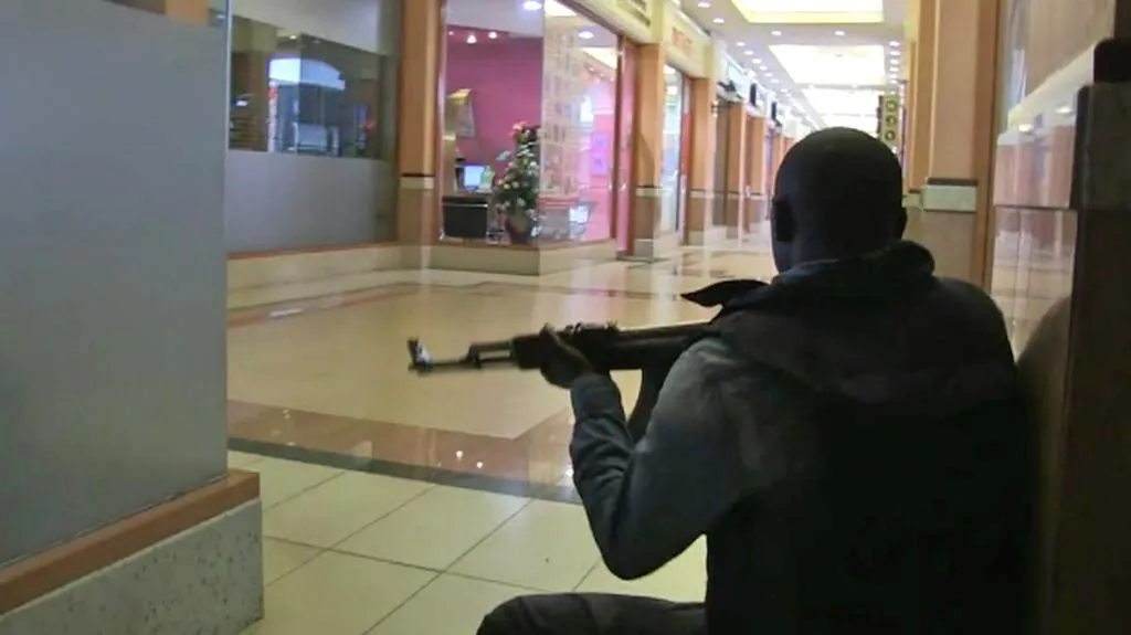 Zásah proti teroristům v nákupním centru v Nairobi