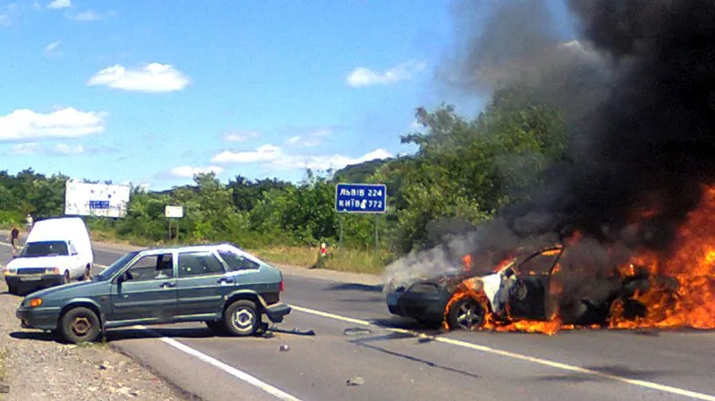 Ukrajinská policie se v Mukačevu střetla s Pravým sektorem
