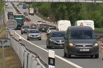Začala přestavba křižovatky na D46 u Drysic. Zkomplikuje dopravu ve dvou krajích