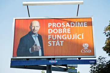 Překvapení v Senátu. Zákaz volebních billboardů senátoři neodmítli