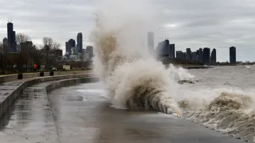 Vlny na Michiganském jezeře u Chicaga