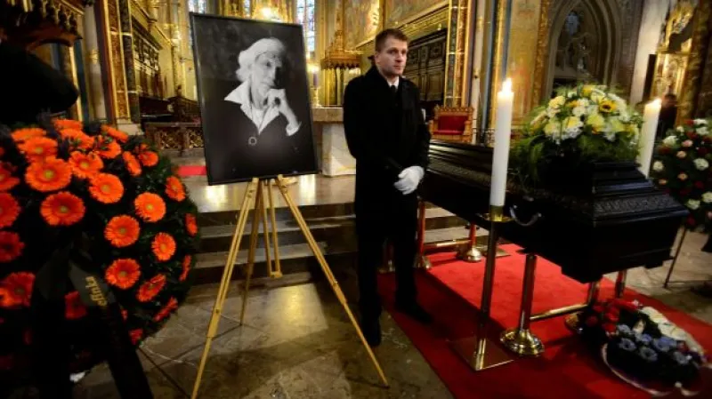 Rodina i veřejnost se rozloučily s Petrem Hapkou