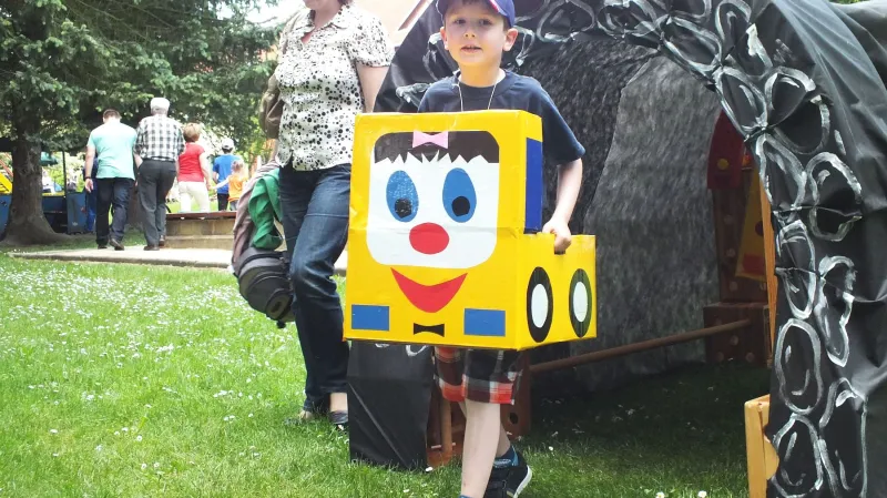 S tatínkem na dětském dopravním hřišti - Boskovice