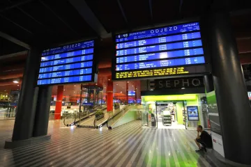 Grandi Stazioni odchází neslavně, přesto hlavní nádraží proměnila velmi výrazně