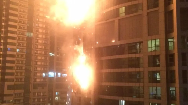 Hořící mrakodrap The Torch