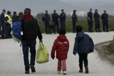 Česko přijme deset uprchlíků z Řecka, prošli bezpečnostní prověrkou 