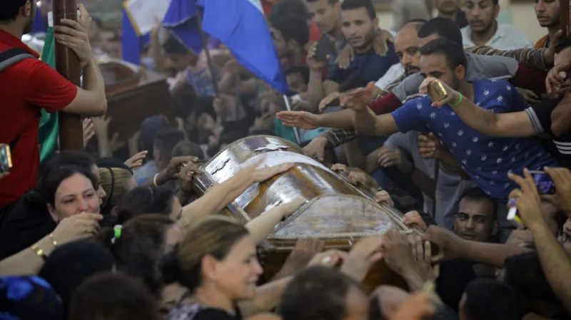 Pohřeb sedmi obětí pátečního útoku