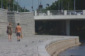 Na nové olomoucké náplavce popraskala zeď. Je v naprostém pořádku, reaguje Povodí Moravy