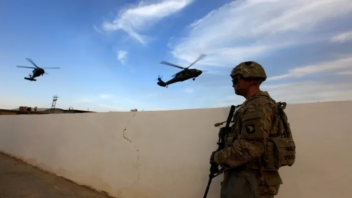 Americký voják na základně u Mosulu