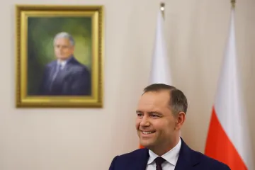Nawrocki se oficiálně ujímá úřadu polského prezidenta