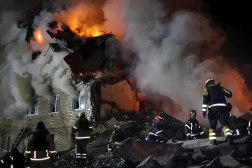 Ruský letecký úder na Charkov zabil nejméně dva lidi a deset jich zranil