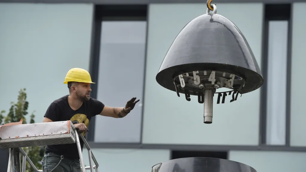 Instalace kopule brněnského časostroje