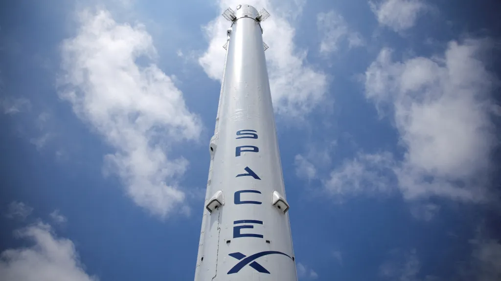 Sídlo společnosti SpaceX v Hawthorne v Kalifornii