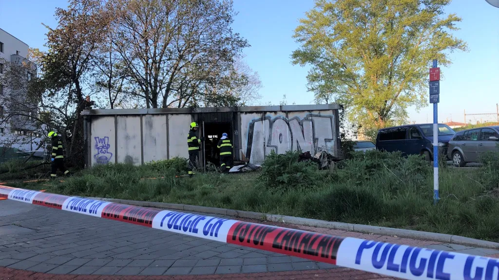 Zásah hasičů po požáru v brněnské ulici Plotní