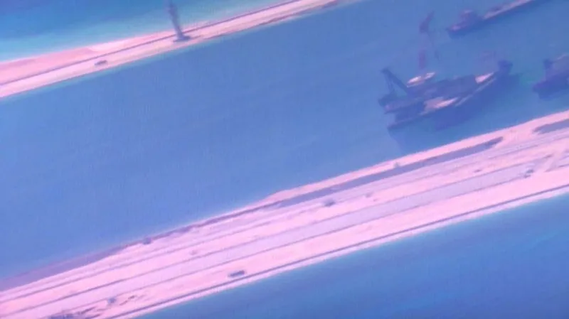 Přistávací ranvej na čínské základně