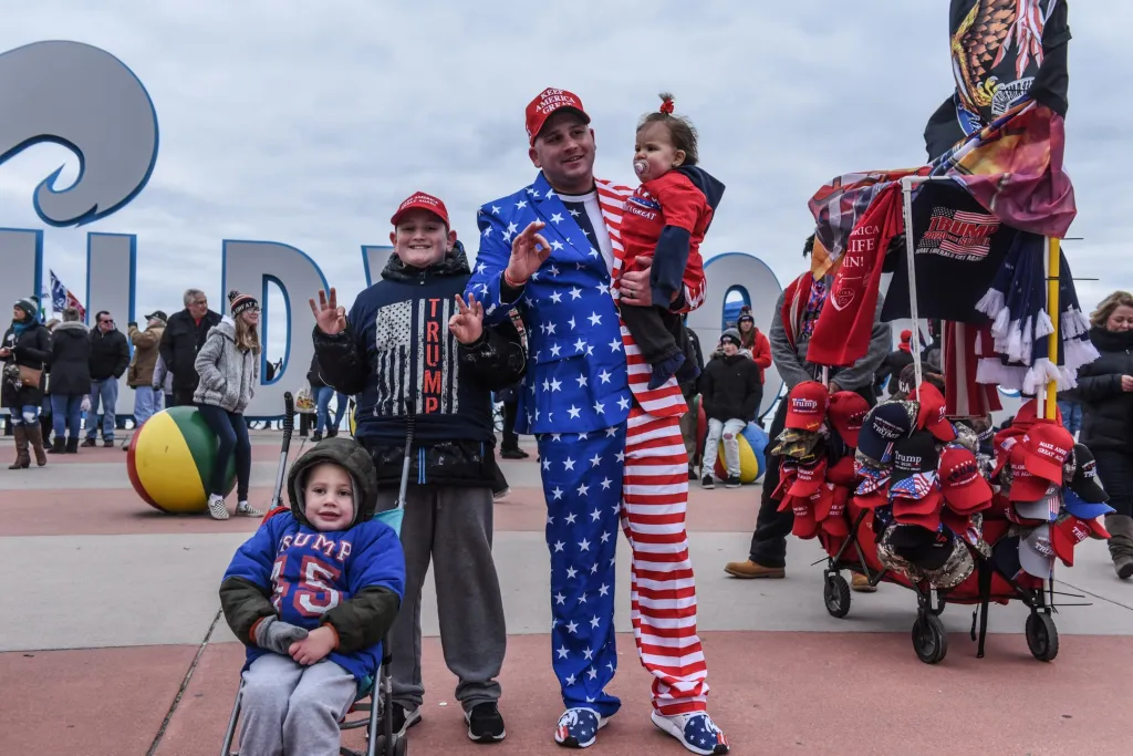 Příznivci a odpůrci Donalda Trumpa se sešli v americkém Wildwoodu