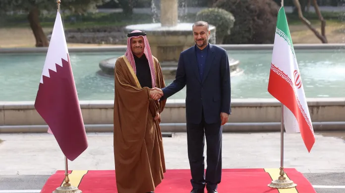 Katar udržuje dobré vztahy s Íránem