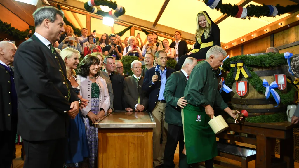V Mnichově začal 185. ročník Oktoberfestu