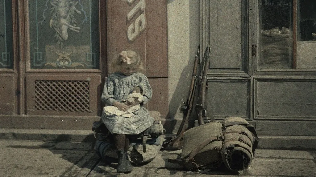 Dítě v cyklu Malé ruce ve Velké válce