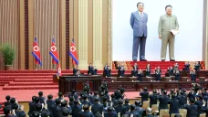 Severokorejský diktátor Kim Čong-un hovoří k lidovému shromáždění