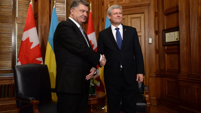 Petro Porošenko s kanadským premiérem