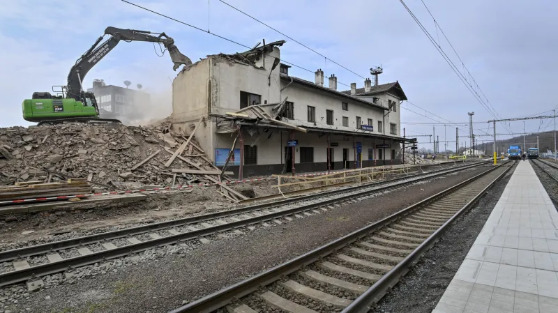 Demolice nádraží Vysočany