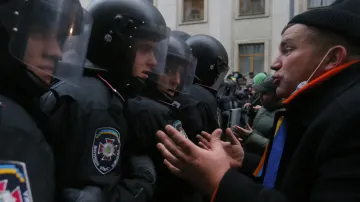 Masivní demonstrace v Kyjevě