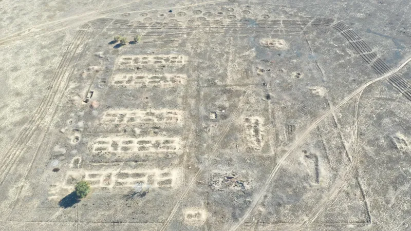 Dochované pozůstatky jednoho ze zvláštních táborů komplexu Stěplag (okolí Žezkazganu)