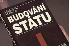 30 let zpět: Je to kniha velice česká