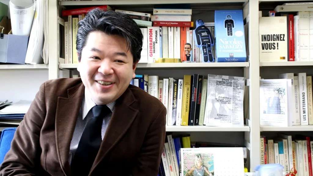 Profesor Tóru Jošida