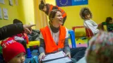 Dobrovolníci pomáhají uprchlíkům v zahraničí už půl roku