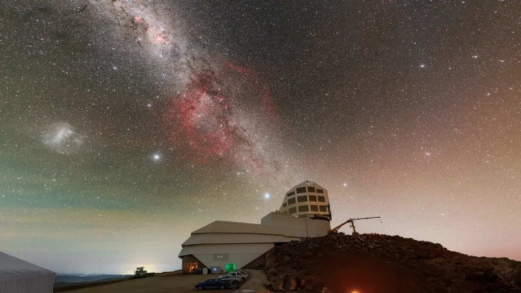 Observatoř Very Rubinové nafocená Petrem Horálkem