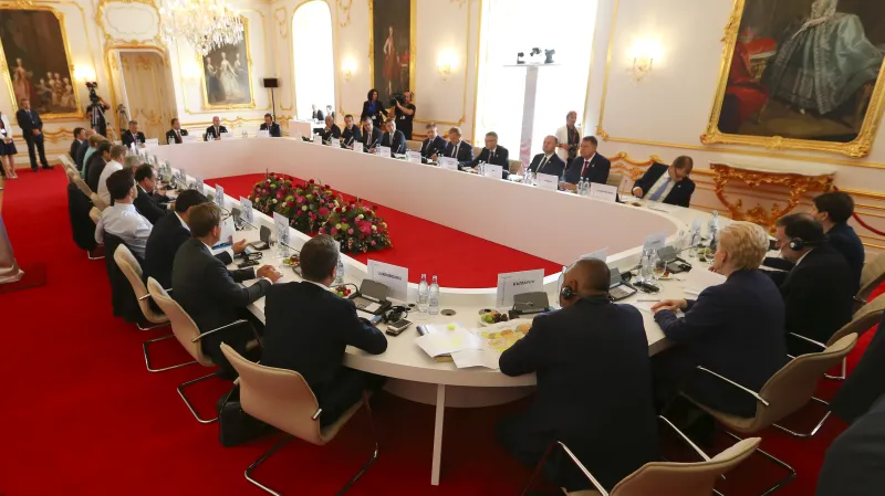 Politici na summitu EU v Bratislavě