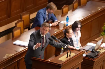 Opozice blokovala sněmovnu kvůli změně financování médií veřejné služby