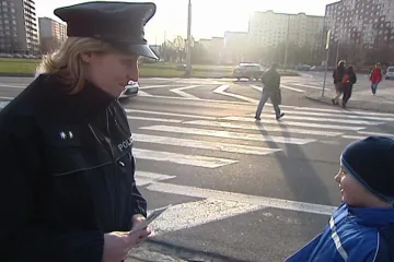 Policie si na Blanensku posvítila na neukázněné chodce