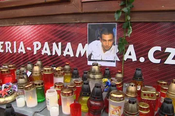 Případ úmrtí Roma v žatecké pizzerii policie odložila. Zemřel na selhání organismu