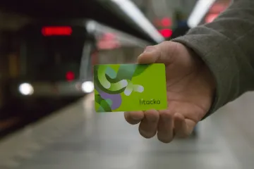 Studenti budou mít levnější MHD, rozhodli pražští radní. Spojenectví s Pentou dopravnímu podniku nedovolili