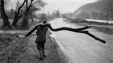 Autor fotografie: Karel Cudlín, Zakarpatská oblast, 1994, černobílá fotografie, kinofilm