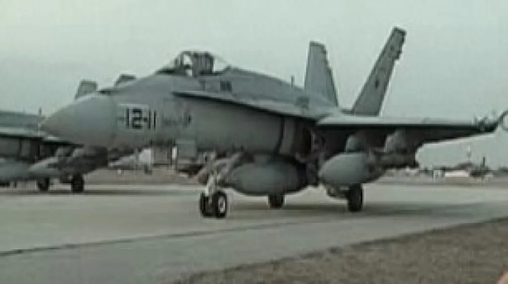 Letoun F-18