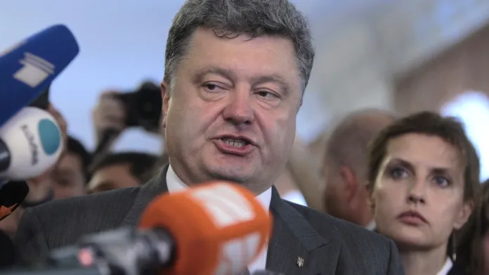 První kolo prezidentských voleb vyhrál Petro Porošenko