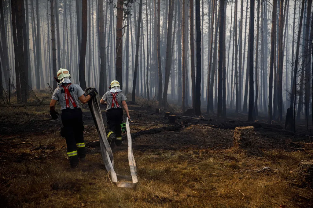 České Švýcarsko – požár (Igor Mikula, volný fotograf, nominace v kategorii Člověk a životní prostředí)