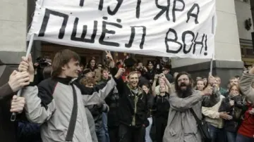 Opoziční demonstraci proti porušování článku 31 ruské ústavy