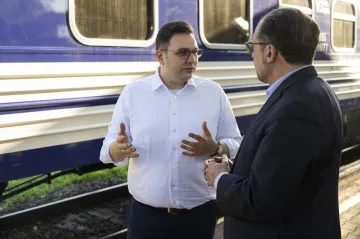 Lipavský jednal se Zelenským i Kulebou. Česko prý přesvědčuje partnery o nutnosti větší podpory Ukrajiny