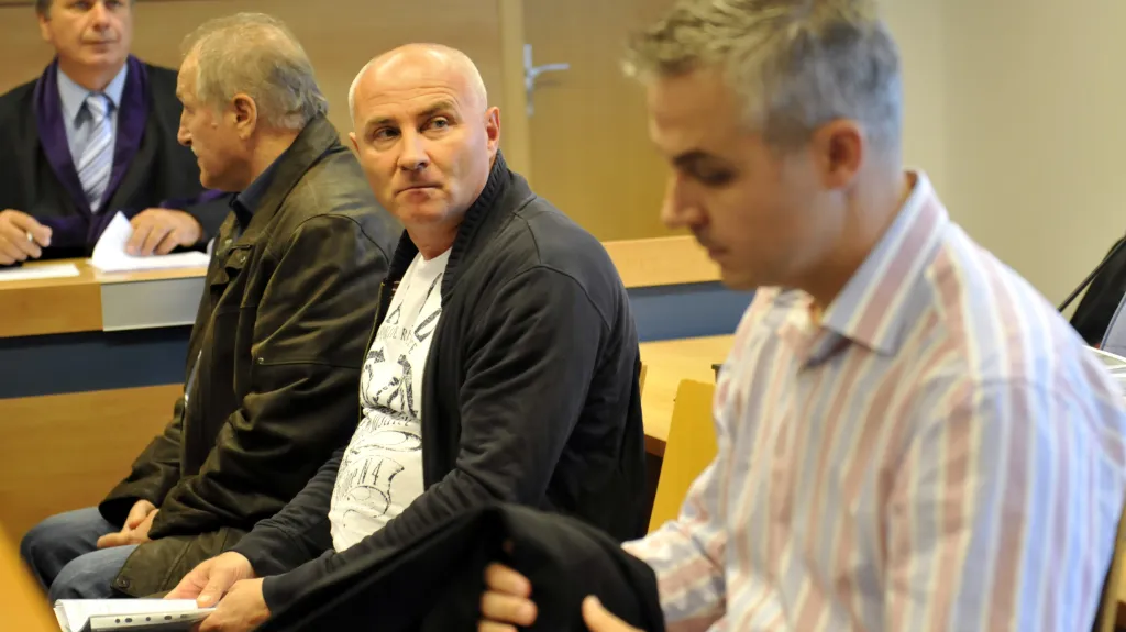 Tři obžalovaní v metanolové kauze