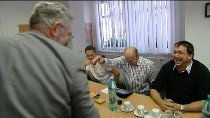 Komunisté napínají ruce po "lázeňském" hejtmanství