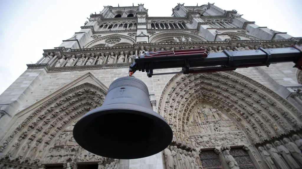 Nový zvon pro Notre-Dame