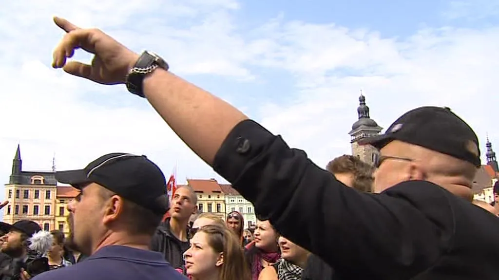 Protiromští demonstranti v Českých Budějovicích