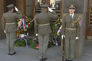 Výročí Pražského povstání je mementem i varováním, řekl Vystrčil při vzpomínkovém aktu
