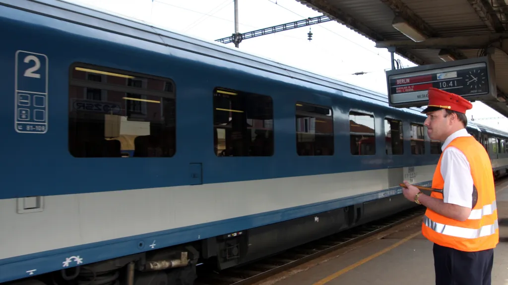 Vlak Hungaria na snímku z roku 2009